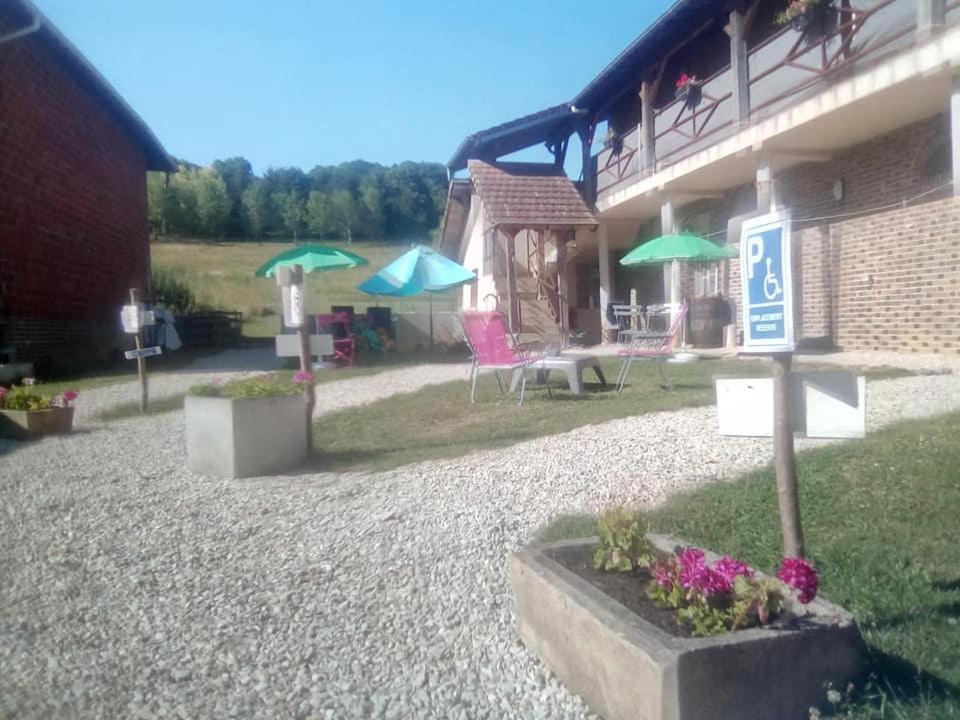 Les Gites Du Lavoir Villemoiron-en-Othe Exteriör bild