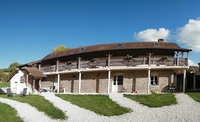 Les Gites Du Lavoir Villemoiron-en-Othe Exteriör bild